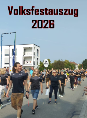 Volksfestauszug 2026. Darunter Menschen u.a. Spieler des Vereins die den Auszugsweg entlanglaufen.